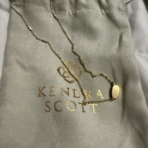 Kendra Scott Gold/silver Oval Pendant Necklace